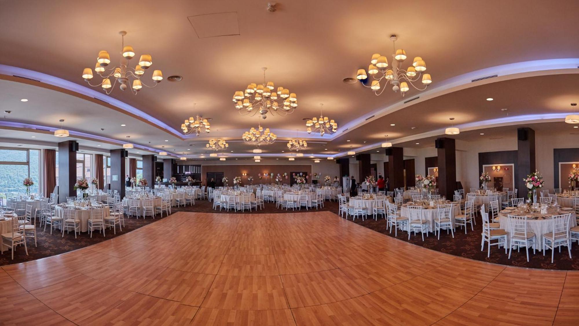 Grand Hotel Belvedere Брашов Экстерьер фото